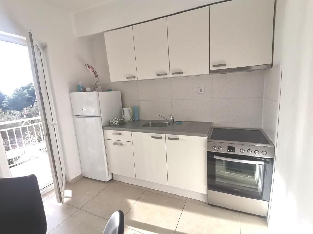 Apt White Idyll, 3 Bedrooms, 3 Bathrooms, Terrace Apt Promajna Exteriör bild