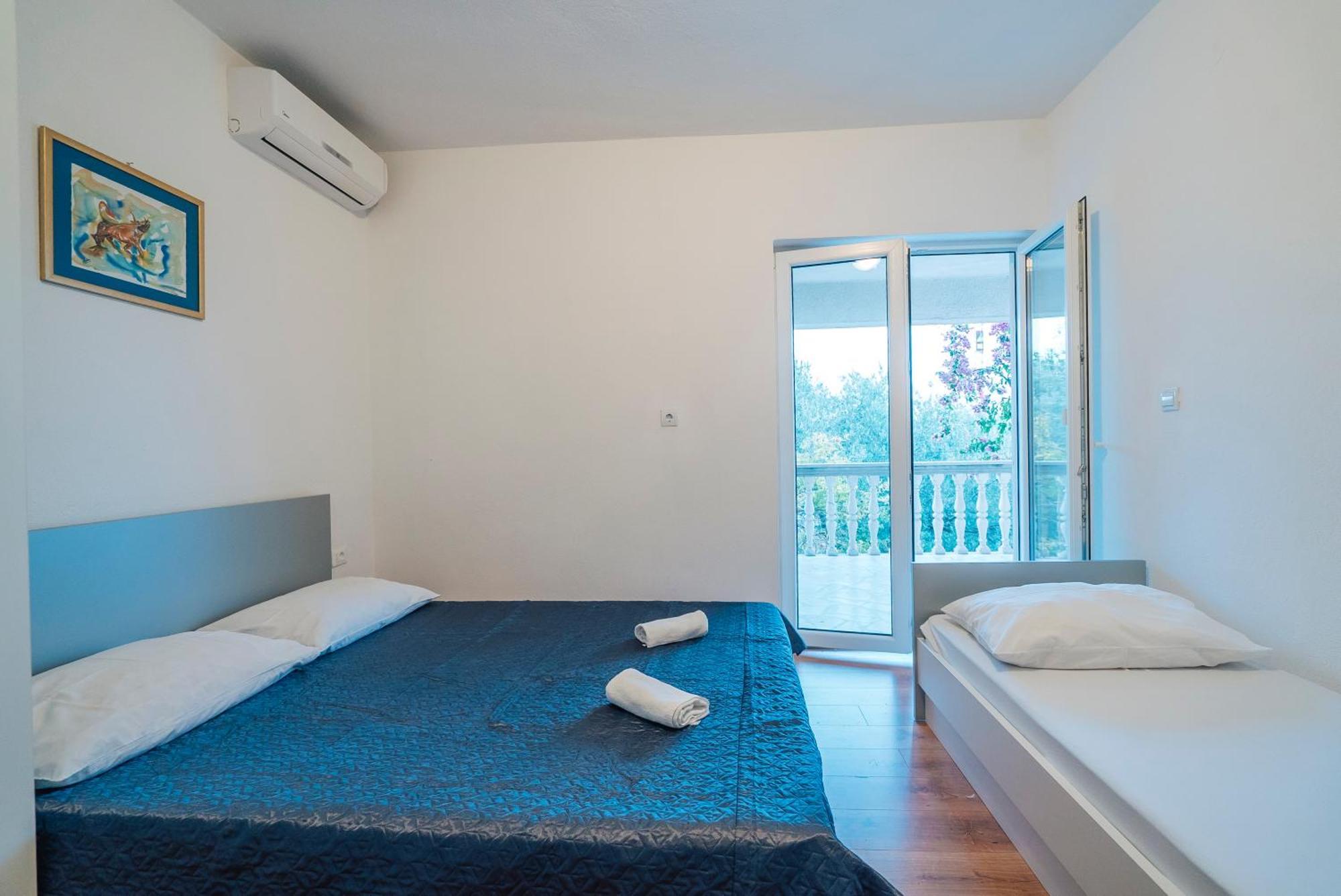 Apt White Idyll, 3 Bedrooms, 3 Bathrooms, Terrace Apt Promajna Exteriör bild